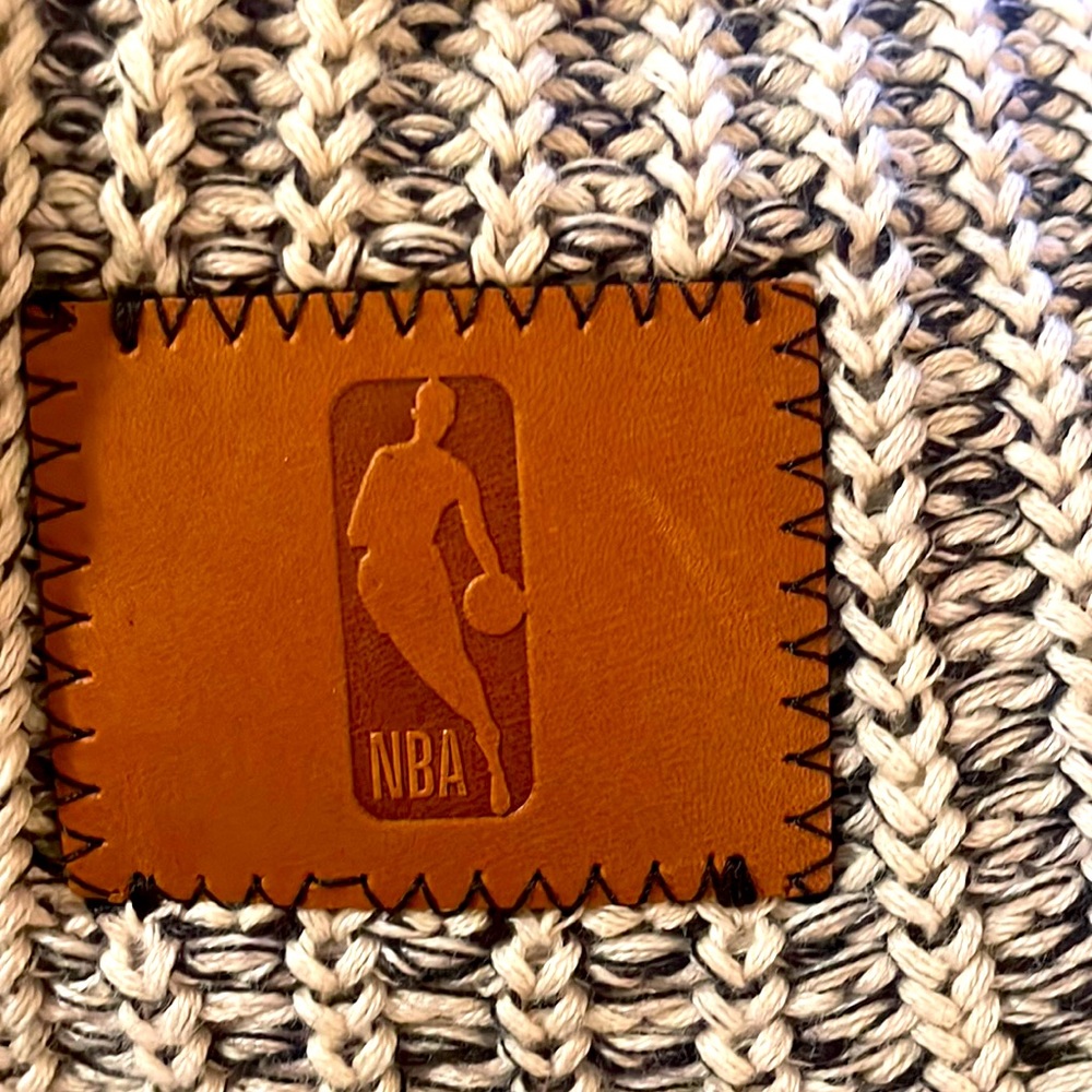 NBA beanie - Picture 2 of 3